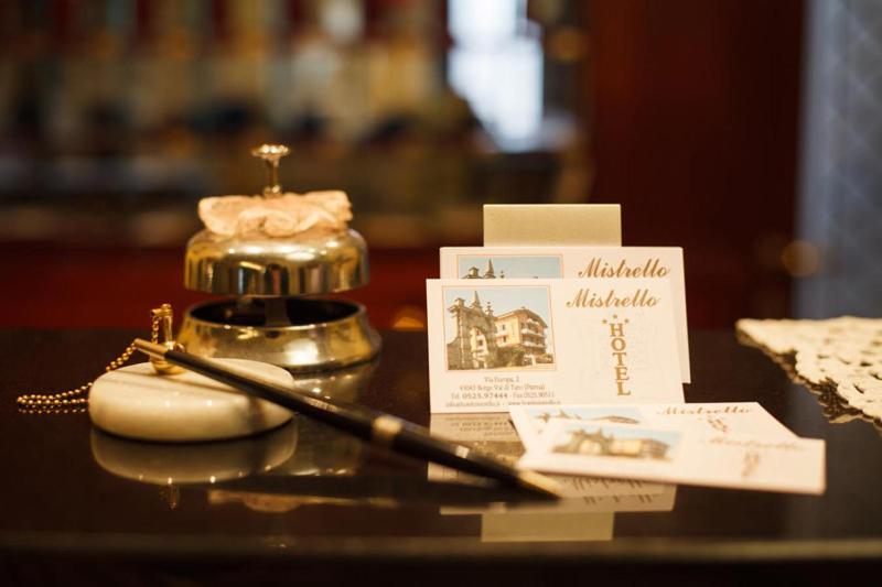 Hotel Mistrello Di Savoia Borgo Val di Taro Εξωτερικό φωτογραφία
